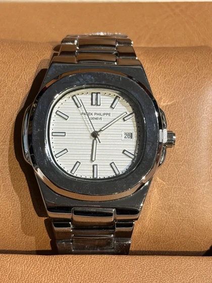 ساعت استیل مردانه طرح پتک فیلپ نقره ای صفحه سفید