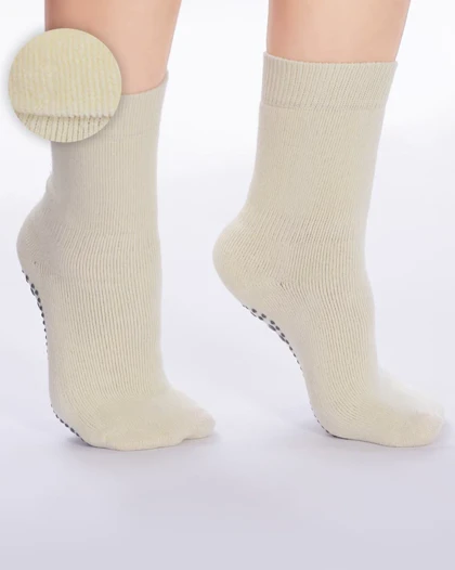 جوراب حوله ای استاپ دار زنانه