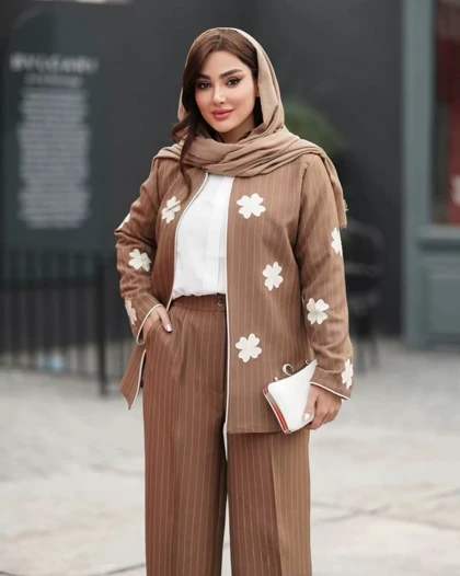 شکوفه دیپلمات