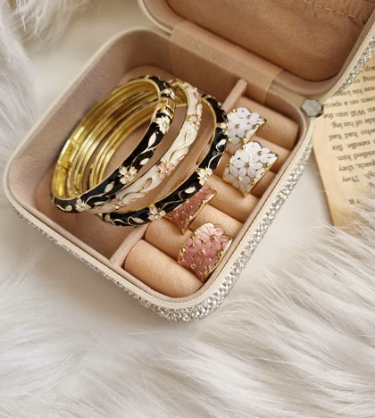 گوشواره میناکاری G38
