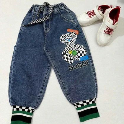 شلوار بچه گانه جین دمپاکش خرس شطرنجی