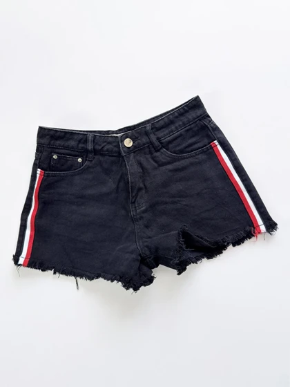 شورتک جین کوتاه پاچه پاکتی نوار دوزی