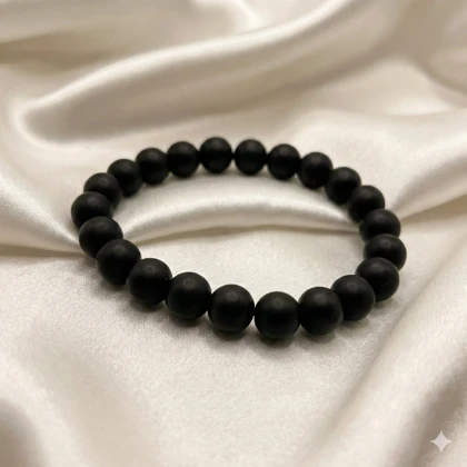 دستبند مهره‌ای مدل «اونیکس مات» (رنگ مشکی) | مناسب آقایان و خانم‌ها