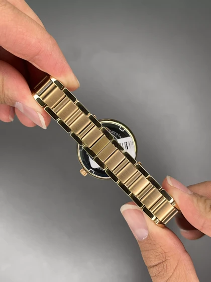 ساعت مچی سواروسکی صفحه طرحدار سفید رزگلد Swarovski