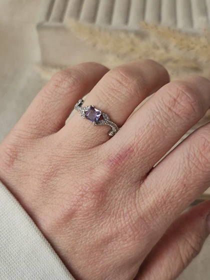 انگشتر جواهری فری سایز بنفش