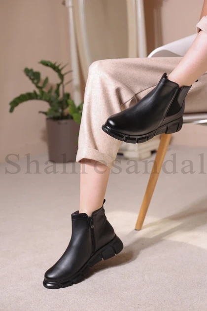 نیم بوت زنانه اکرا