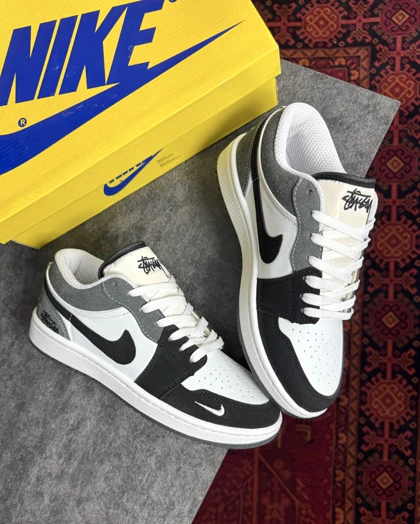 کتانی جردن وان استاسی