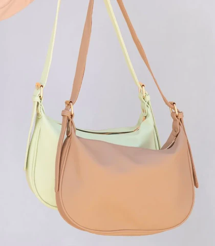 کیف دوشی زنانه مدل کمند KBD