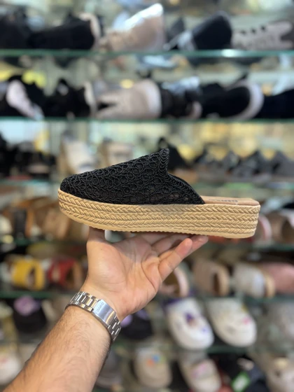 صندل لژدار جلوبسته زنانه نیکتا مدل کنفی black