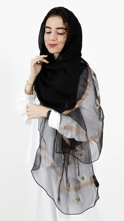 شال مشکی پروانه ای
