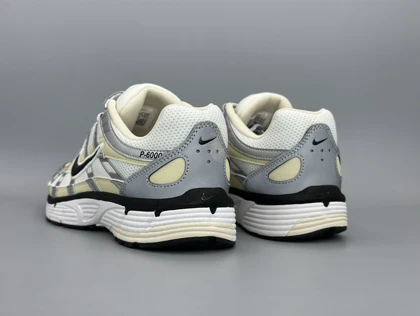 کتانی نایکی P6000 سفید زرد مشکی/ Nike P6000