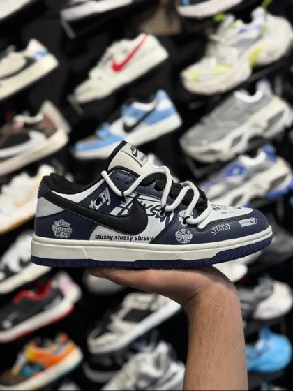 کتانی نایک اس بی دانک سرمه ای