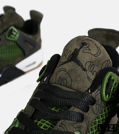 کفش کتانی ساق‌دار مردانه و زنانه سبز Jordan 4 x Kaws مدل 6887