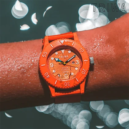 ساعت مچی عقربه ای زنانه مردانه تریوا (TRIWA) مدل SUB Ocean Plastic Nemo