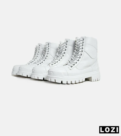 بوت مردانه سفید بالنسیاگا مدل 6230