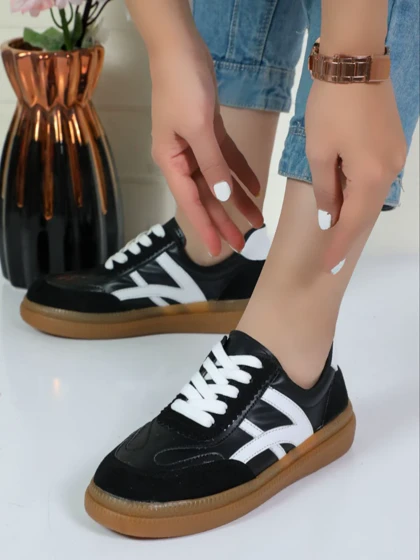 کتانی اسیکس