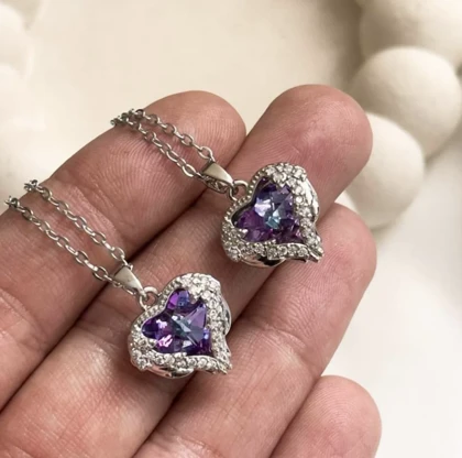 گردنبند قلب نگین‌دار💎