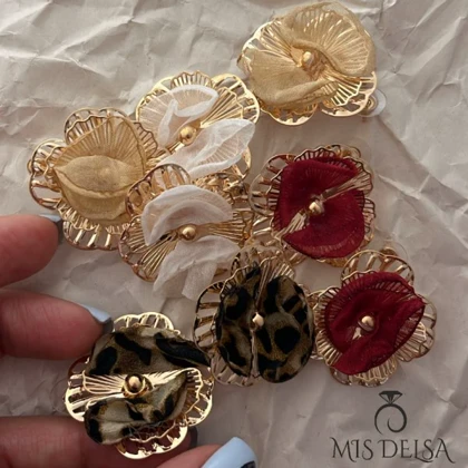 گوشواره گل پارچه ای لوکس مرواریدی