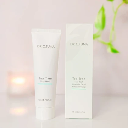 ژل شستشو صورت دکتر جی تونا مدل Tea Tree مناسب پوست چرب و مستعد آکنه حجم 100ml