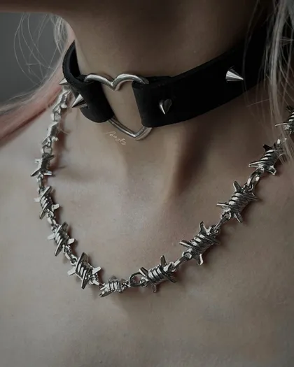 گردنبند دارک آشوب(chaos)