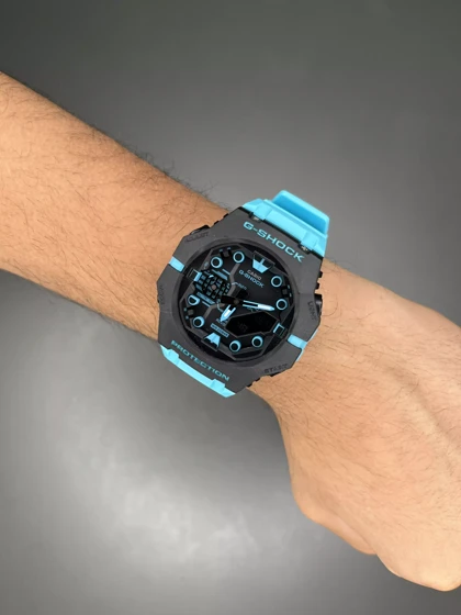 ساعت مچی کاسیو جی-شاک بند آبی Casio G-Shock B001