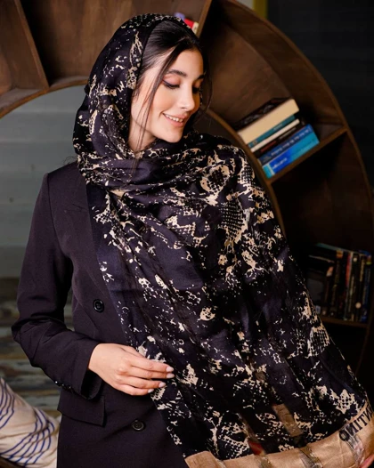 شال ابریشم میله ای 20263 VALENTINO