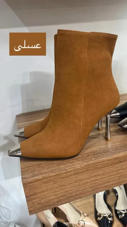 686 - نیم بوت 4گوش پاشنه خارجی 686