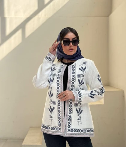 کت “ گلدیس “