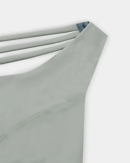 نیم‌تنه VicCross