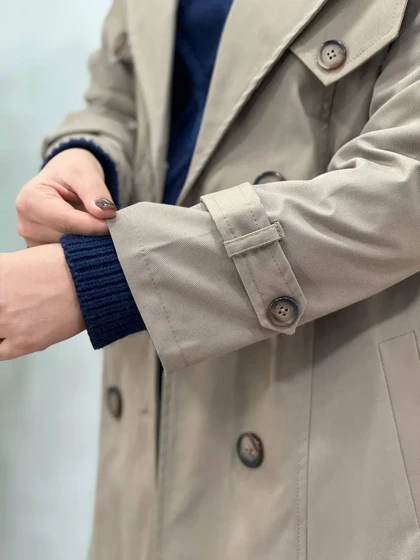 ترنچ کت بلند ضد آب آیسو آناهید