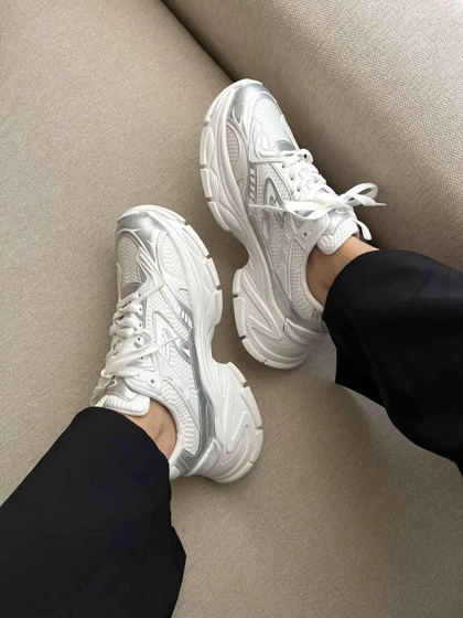 کتانی لژ پهن BALENCIAGA