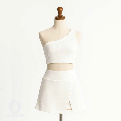 ست نیم‌تنه و دامن کوتاه مدل رومی