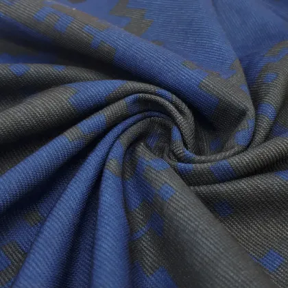 اسکارف طرح چریکی/ کامپیوتری سورمه ای (چهار فصل)