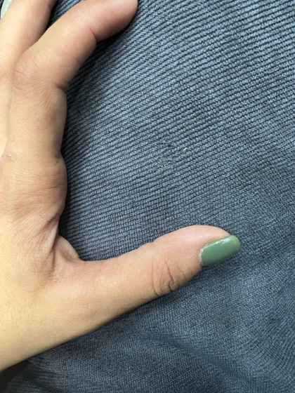 مانتو کبریتی میلان دارای ایراد جزیی