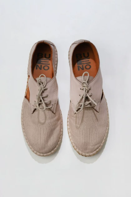 کفش کلاسیک زنانه bueno bueno