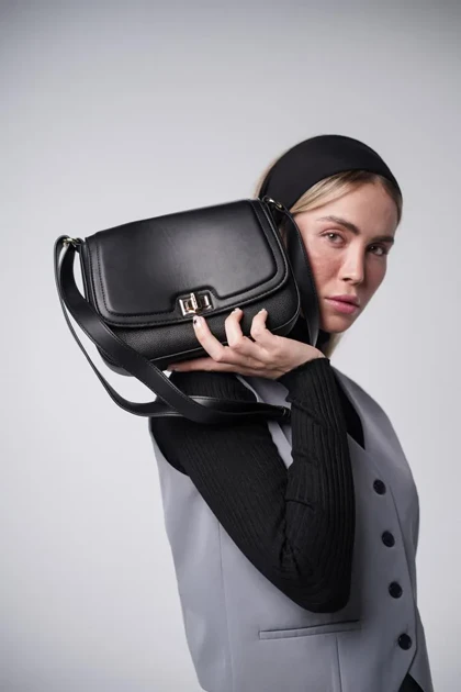 کیف دوشی زنانه دیوید جونز مدل David Jones CM7510