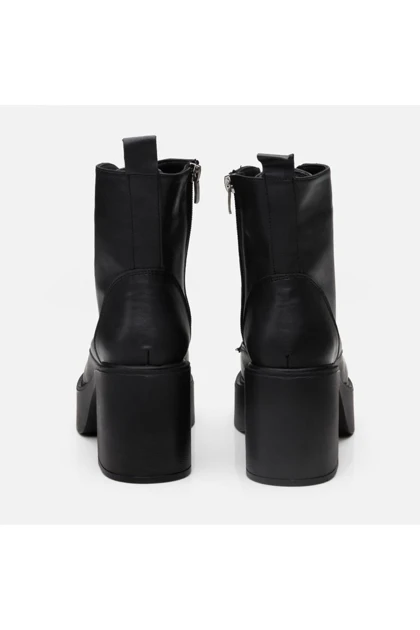 بوت و نیم بوت زنانه yaya-by-hotic yaya-by-hotic