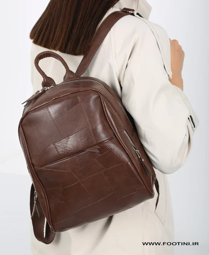 کوله پشتی زنانه چرم جلو زیپ 225 AM