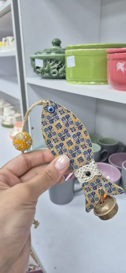 آویز زنگوله دار چوبی ماهی