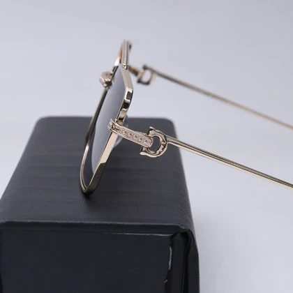 عینک برند CARTIER کد 181473