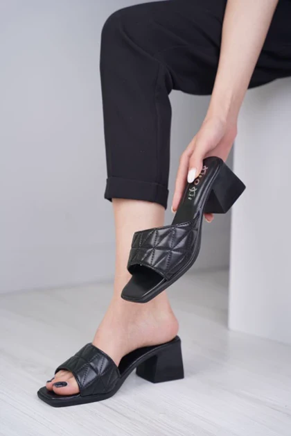 صندل مجلسی طبی زنانه حنا