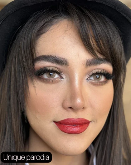 لنز رنگی فصلی یونیک Unique