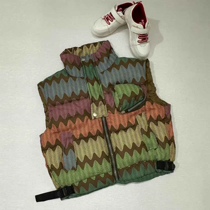 پافر پفی دخترانه رنگارنگ طرح زیگزاگی وارداتی