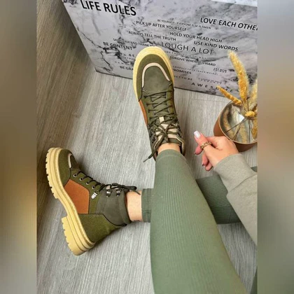 نیم‌بوت تیکه‌ای _ 1303