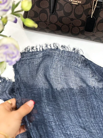 شال کنفی دیکاردی