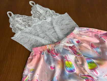 ست نیم‌تنه گیپور و شلوارک طرح یونیکورن 153