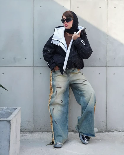 کاپشن دخترانه کراپ نگین‌دار