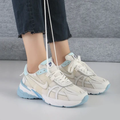 کفش و کتانی اسپرت زنانه مدل نایک کوشلون NIKE V2K رنگ سفید آبی کد 41825