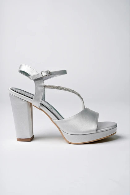 کفش پاشنه‌بلند کلاسیک زنانه میرانین meyranin-ayakkabilari