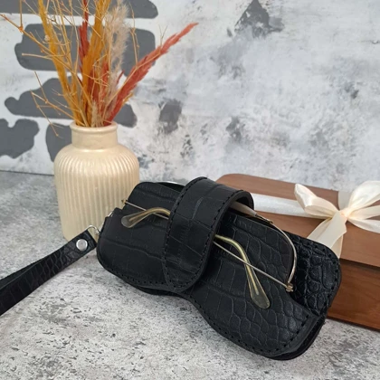 قاب عینک چرم طبیعی مدل فانتزی